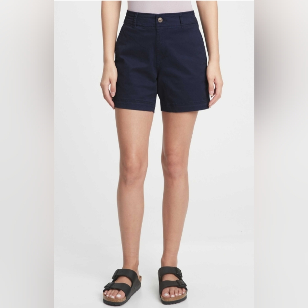 GAP Black High Waist Girlfriend Khaki Shorts, Size 16